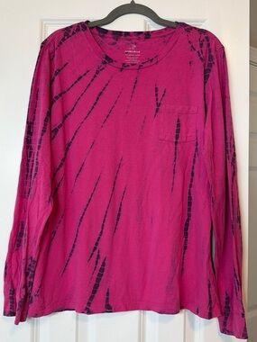 ivory ella Women's Magenta Long-Sleeve Tie-Dye Pocket Tee